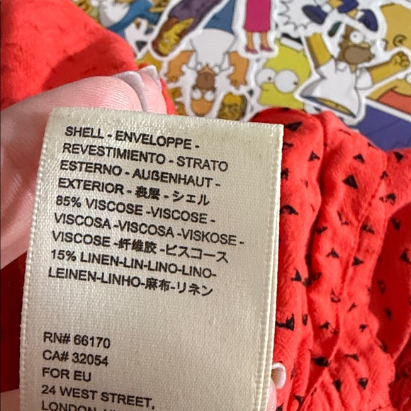 Urban Outfitters Cut-Out Crop Top Size XS - Picture 5 of 5